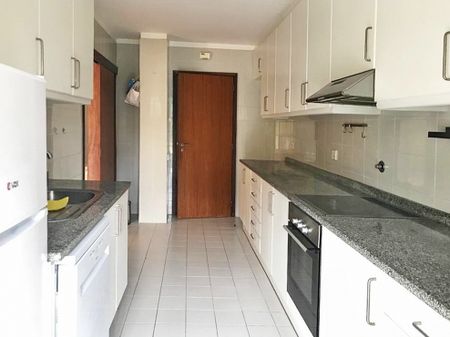 Matosinhos - Arrendamento Apartamento T2 com jardim privativo de 100 m2 - Photo 3