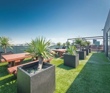 517/32 Bray Street, South Yarra VIC, Belconnen - Photo 2