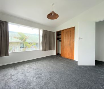 2 Bedrooms on Blomfield Spa - Photo 5