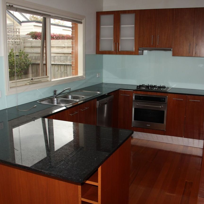 3/18 Cook Road, Mitcham - Photo 1