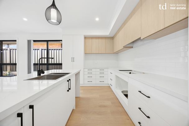 20 Gordon Avenue, Clearview SA 5085 - House For Rent - $750 | Domain - Photo 1