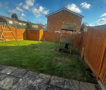 1 bedroom semi-detached house to rent - Photo 2