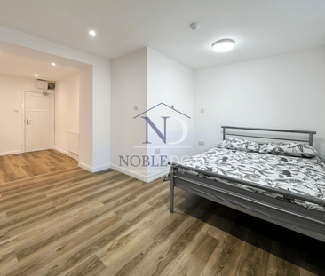 Studio to rent - Photo 2