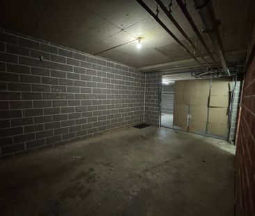 New carpet 4 Bedroom Townhouse Ready For Lease! - Photo 1