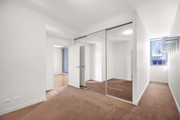 Unfurnished Two-Bedroom I Swimming Pool & Gym - Photo 1