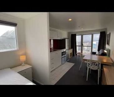 Furnished Studio Apartment with 17th floor vie... - Photo 5
