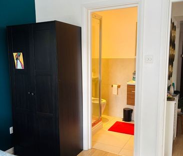 Room in a Shared Flat, Crewys Road, NW2 - Photo 6