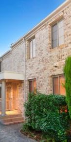 2/1080 Whitehorse Road, Box Hill VIC 3128 - Apartment For Rent | Domain - Photo 3