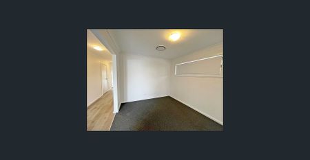 Modern Family Home Located in Huntlee - Photo 5