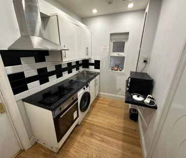 Studio Flat, Overdown Road, SE6 - Photo 1