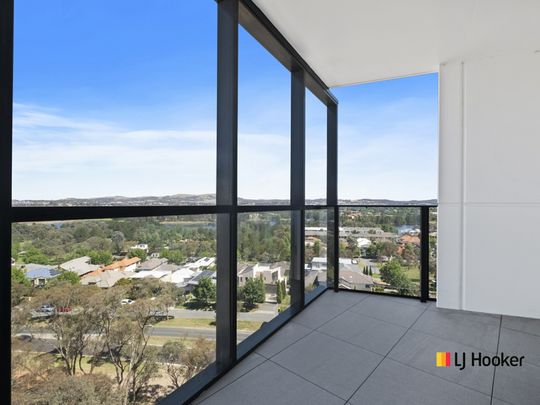 1 bedroom apartment with big study and great view - Photo 1