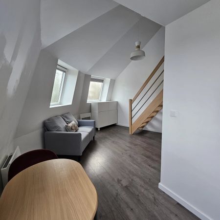 Location Appartement 1 pièce 17m² ROUBAIX 59100 - Photo 2