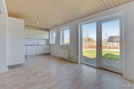 5-værelses Rækkehus på 122 m² i Skødstrup - Foto 3