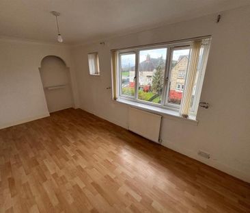 2 bedroom maisonette to rent - Photo 3