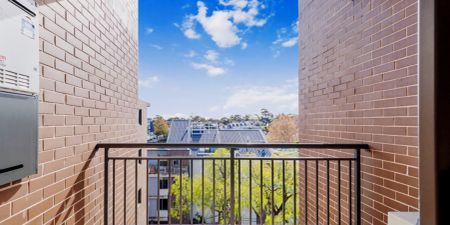 Penthouse Single Studio (Washing/dryer combo machine supplied) - Photo 5