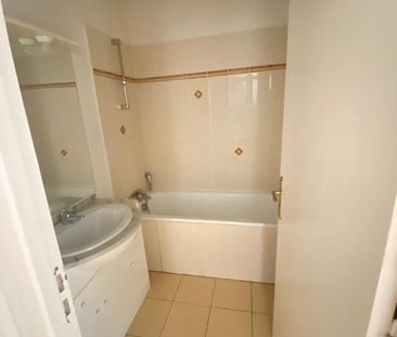 Location Appartement 2 pièces 52m² BORDEAUX 33000 - Photo 2