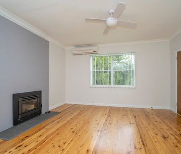 12 Tennent Road, Mount Hutton NSW 2290 - House For Rent | Domain - Photo 2