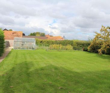 2 bedroom cottage to rent - Photo 2