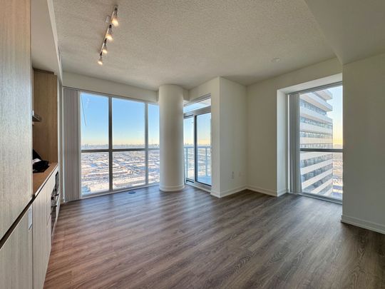 For Lease - 8 Interchange Way Unit# 4209, Vaughan, Ontario - Photo 1