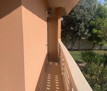 Ενοικίαση κατοικίας, 190 τ.μ., Παλαιά Φώκαια, 2.000 € - Photo 2