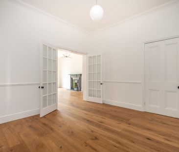 4 bedroom semi-detached house to rent - Photo 2