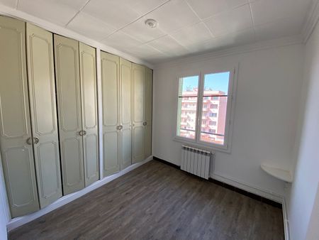 A LOUER APPARTEMENT T3 MARSEILLE 13004 - Photo 4