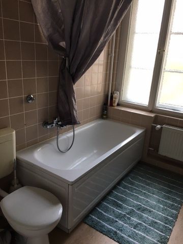 Zimmer ca. 16,92 m² innerhalb einer 4er-WG // 2.OG links, Zimmer 4107 - Photo 3