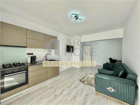 Apartament 3 camere de lux, prima , centrala termica, zona - Photo 5