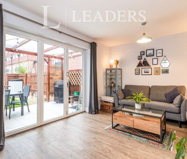 4 bedroom house to rent Langdale Terrace, Ambleside Avenue, KT12 - Photo 1