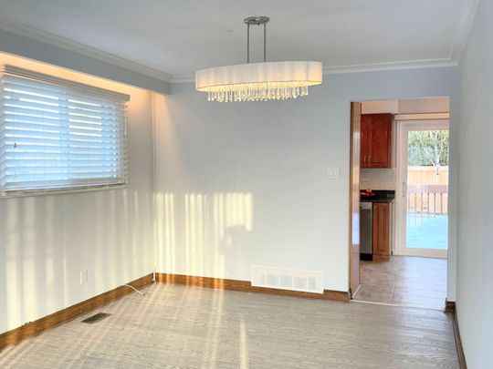 For Lease - 58 Marathon Crescent, Toronto, Ontario - Photo 1