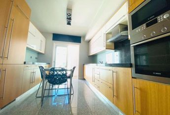 4 Bedroom Apartment with parking, Telheiras, Lisboa