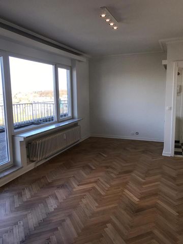 Place du Tomberg, 1200, Woluwe-Saint-Lambert - Photo 3