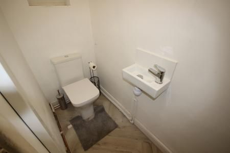 Calais Road (Room 1), Staffordshire, Burton upon Trent, DE13 - Photo 3