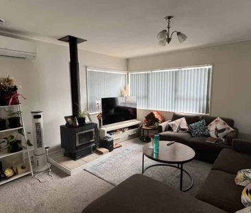 Charming 3-Bedroom Home - Photo 1