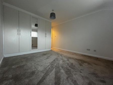3 bedroom detached house to rent - Photo 4