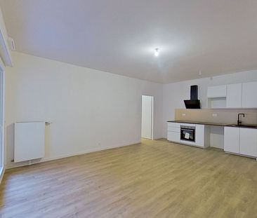 Location Appartement 3 pièces 68m² - Photo 4