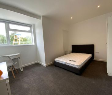 1 bedroom in a house share to rent - Photo 5