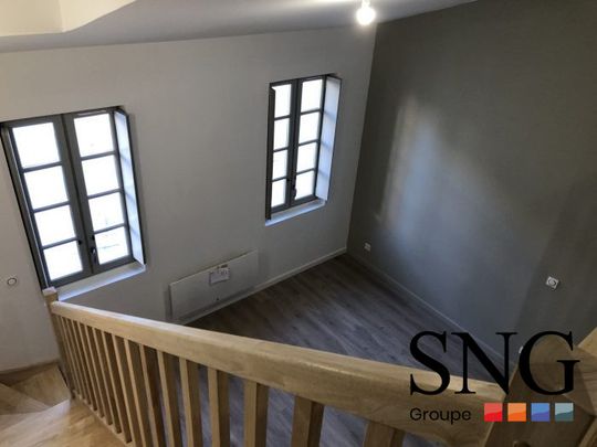 T2 ENTIEREMENT RENOVE EN DUPLEX - Photo 1