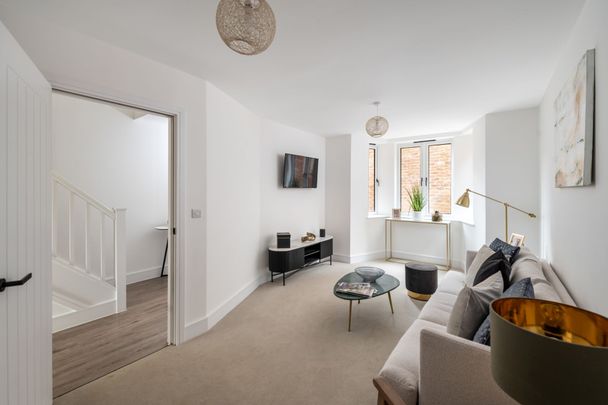 For Sale and To Let 3 Bedroom House - Photo 1