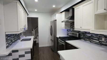 For Lease - 1816 Woodgate Court, Oshawa, Ontario - Photo 4