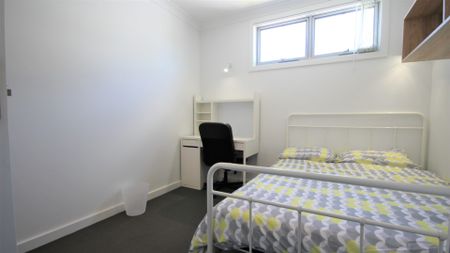 Norman St (H46), Paradise – Room C - Photo 2