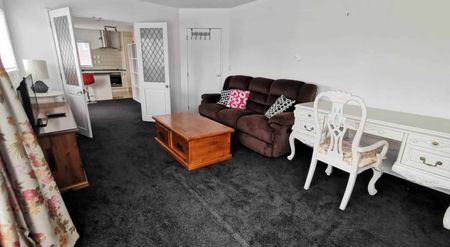 3 Bedroom Family home - Photo 2