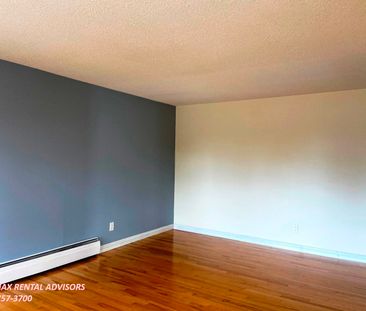 #303 11455 41 Avenue Northwest - Photo 2