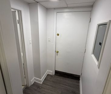 For Lease - 676 Mount Pleasant Road Unit# Unit B4, Toronto, Ontario - Photo 3