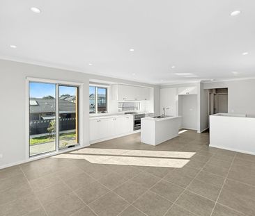 🏡 Brand New 3-Bedroom Townhouse in Wollert - Photo 6