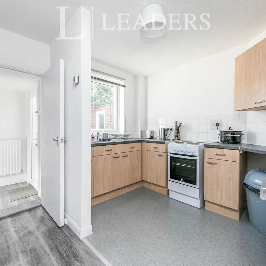 1 bedroom house to rent Barrack Street, Colchester, CO1 - Photo 1