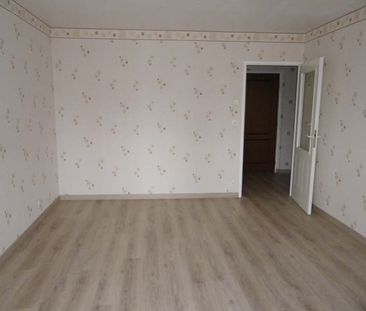 Location Appartement 2 pièces 46m² COMPIEGNE 60200 - Photo 1