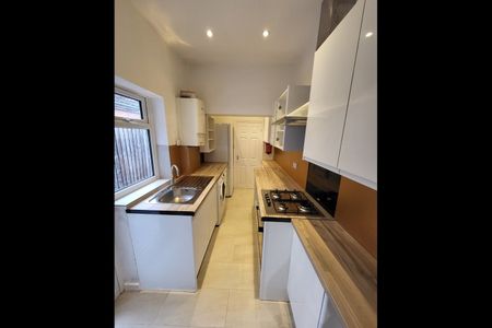 Room in a Shared House, St. Margaret Road, CV1 - Photo 4