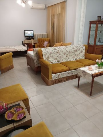 Διαμέρισμα για ενοικίαση - Σαλαμίνα, - Photo 3