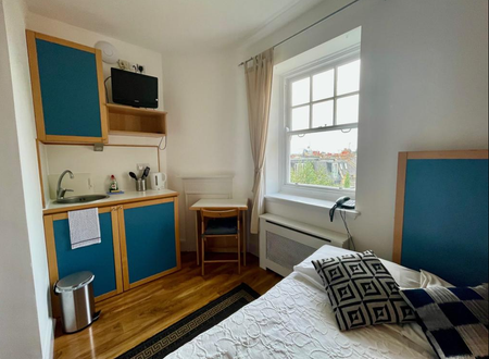 Studio to rent - Photo 2